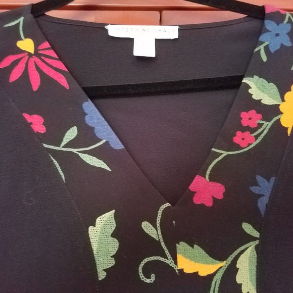 Josephine Chaus Black Top w/ Colorful Detail XL - Picture 2 of 6